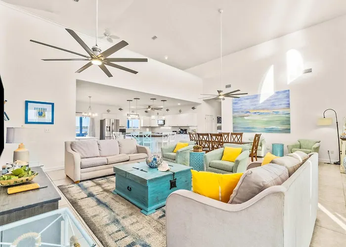 Holiday home Beachfront Retreat With Private Pool Wraparound Deck & Screened-in Porch