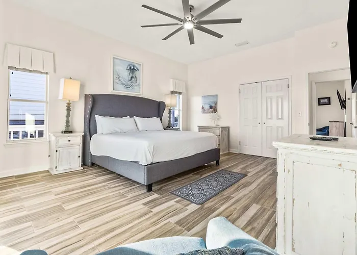 Beachfront Retreat With Private Pool Wraparound Deck & Screened-in Porch * Gulf Shores