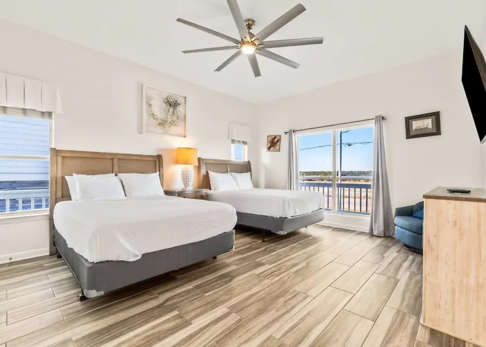 Beachfront Retreat With Private Pool Wraparound Deck & Screened-in Porch Holiday home Gulf Shores